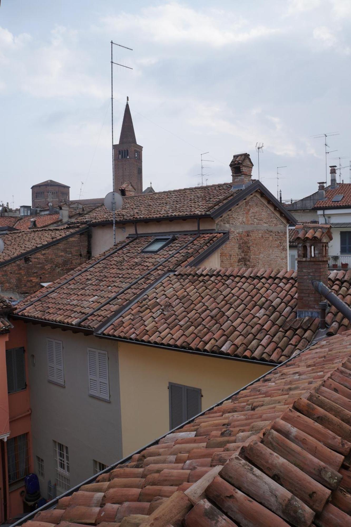 Domus San Martino Guesthouse Piacenza Exteriör bild